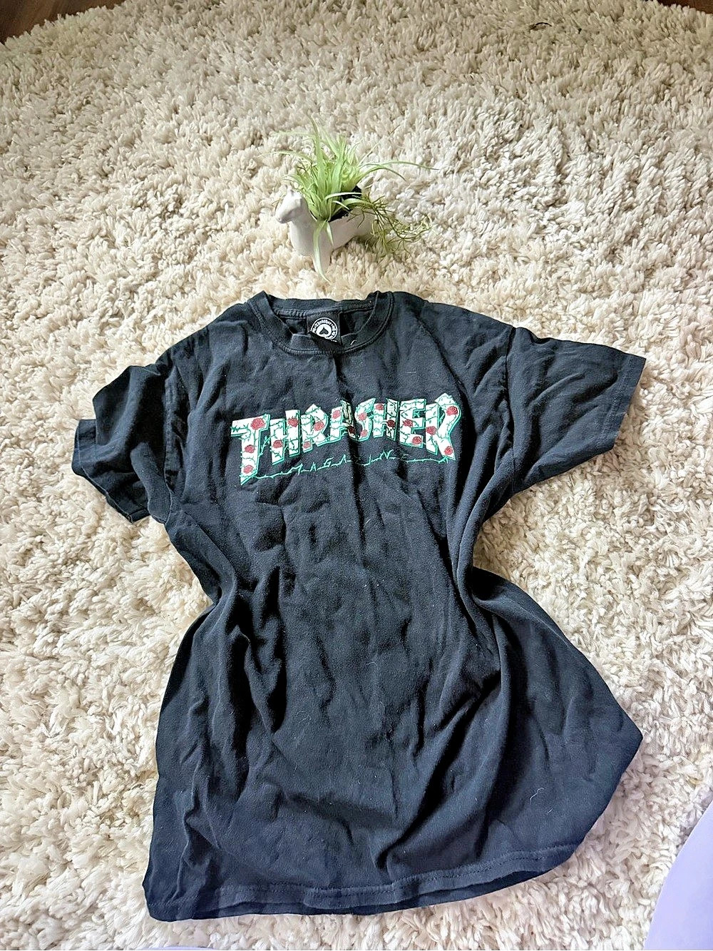 Thrasher magazine skater skateboard Streetwear short-sleeve graphic tee in black
